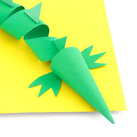 Поделка крокодил из бумаги: познаем оригами вместе с детьми
